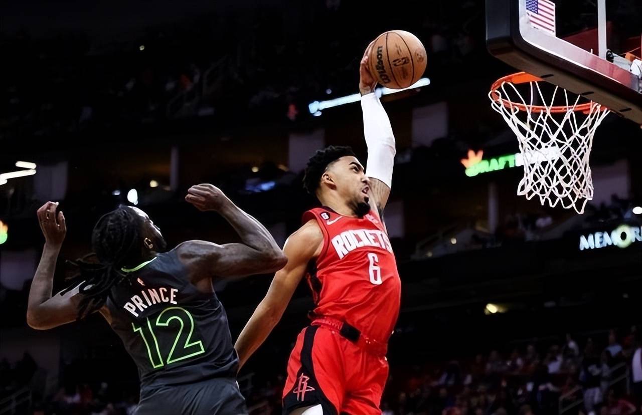 包含快船翻盘深圳队,范弗利特点燃赛场的词条 包含快船翻盘深圳队,范弗利特点燃赛场的词条